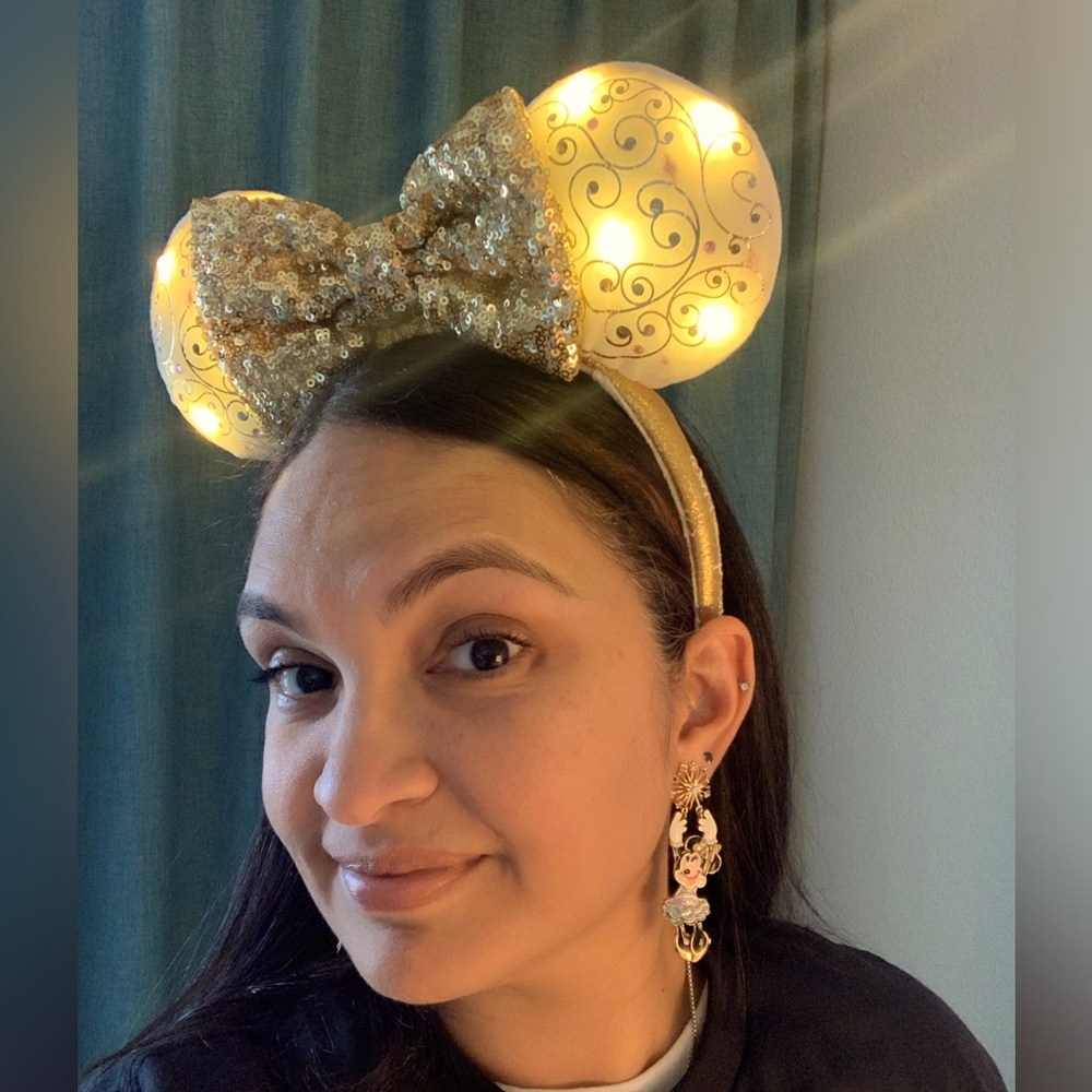 Meet your Posher, Indira